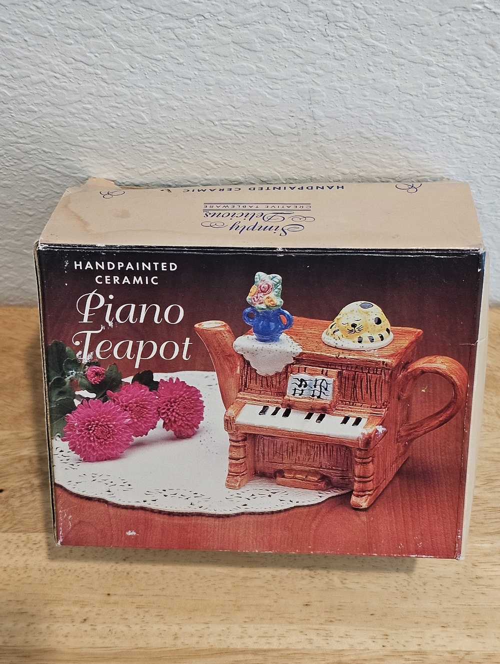 Rare Vintage 1980s Piano Teapot with Sleeping Cat & Original Box
